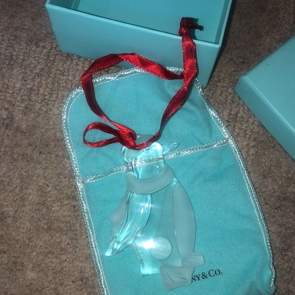 Vintage Tiffany & Co Crystal Penguin Ornament | 2002 - Picture 12 of 14